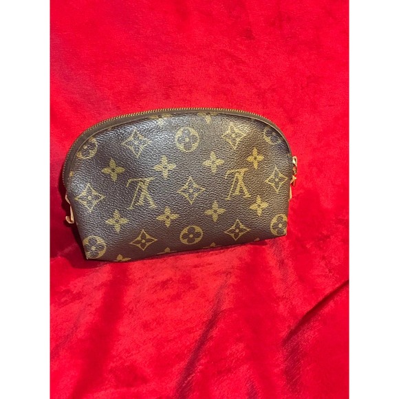 Louis Vuitton Mono Cosmetic Bag - Picture 1 of 10